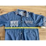 Vintage 90s Denim Shirt L Botton Down Blue 100% Cotton embroidered Details Size L Photo 2
