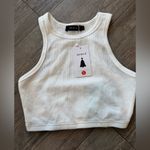 ZESICA White Fitted Crop Tank Top Photo 5