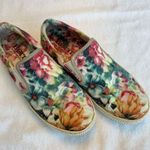 Born Womens Newbury Floral Slip Photo 1