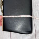 Vintage clasp clutch w/small metal carry handle black & gold Photo 8