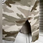 American Eagle AEO Waffle Thermal Split Hem Long Sleeve Shirt Medium Green Camo Photo 7