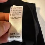 Assets by Spanx Black High Waist Leggings Womens RN112121 Small Capri Stretchy Photo 7