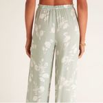 Z Supply  Resort Sandy Floral Pant- Size Small Photo 2