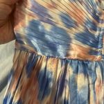 ASTR -Pleated Floral Midi Dress Photo 4