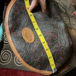 Vintage 1980’s Paisley vinyl makeup bag. Tan Photo 5