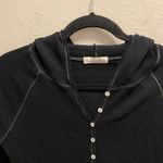 Old Navy  black hooded thermal Photo 2