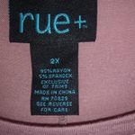 Rue 21  2X Plus Rose Moon Looking Up Top Photo 4