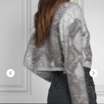 AMIRI cropped cashmere blend gray python print long sleeve pullover sweater Photo 3