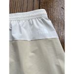 The North Face Women’s Wander Shorts 2.0 Gravel White Dune NWT Size XXL Photo 1