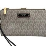 Michael Kors Jet Set Phone Holder / Wallet Photo 0