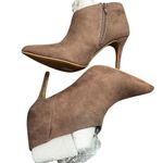 Journee Collection NWT  Demmi Booties Brown Faux Suede SZ 9 Stiletto Fall Neutral Photo 1