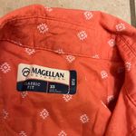 Magellan outdoors Womens Magellan coral sleeveless button up shirt Photo 1