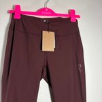 on cloud NWT  Running Women's MED Mulberry Active Tights Leggings Sporty Photo 1