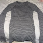 Lululemon  Swiftly Tech Long Sleeve Photo 0