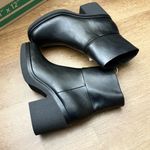 Essential Amazon Essentials Women's Crepe Textured Platform Ankle Boot Size 10.5 Photo 6