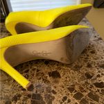 Jessica Simpson  Vibrant and beautiful Yellow Heels! Gently worn! Photo 3