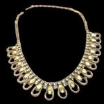 Vintage! Gorgeous gold and rhinestone necklace! 1970’s era costume jewelry Photo 0