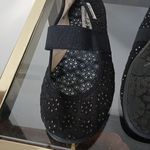 American Eagle floral ballet flats size 8.5 Photo 6