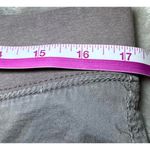 Lee  Easy Fit Cargo Capri Pants Womens Medium Grey Stretch Casual Outdoor Pockets Photo 10