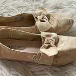 Toms  Alpargata Pale Pink Bow Slip on size 7.5 women's Photo 1