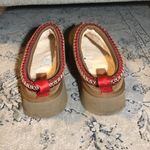 UGG  Tazz Platform Slippers Chestnut Photo 5