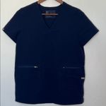 FIGS  Accra Limited Scrub Top Navy Blue Feather Print Size XS Photo 0