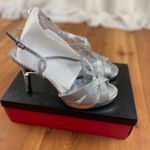 Touch of Nina  Silver Glitter Strappy Heels Size 11 Bridesmaid Prom Wedding New Photo 3