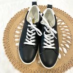 Fly London  Womens Size 41 Black Leather Casual Sneakers Photo 1