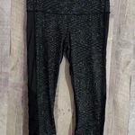 Lululemon * Women's Size 6 Leggings Black/Gray Print Mesh Legs Cropped Like New Photo 0