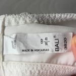 Bali  Size 40B White Double Support Wirefree Full Coverage Comfort Bra 3280 Photo 2