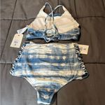 Billabong  retro bikini set NWT Photo 1