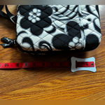 Vera Bradley iPad/laptop carrier with strap Photo 5