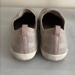 Skechers Women’s  Newbury St Every Angle taupe tan beige 100033 8.5 EUC shoes Photo 1