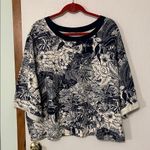 Old Navy  Women's Navy and White Tropical Print Beach Fleece Top Size XXL Photo 0