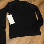 Lululemon Swiftly Tech Long Sleeve Shirt 2.0 Race Length Photo 3