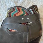 XOXO ‎ Women’s Koris Western Bootie Gray Ankle Southwestern Boots size 6.5 Photo 2