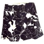The Limited  A-Line floral pleated skirt Size S Small Cocktail Flair Black White Photo 1