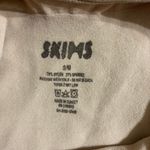 SKIMS Sculpting Mid Thigh Bodysuit S/M Photo 4