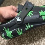Crocs  Bistro Graphic Clog hemp leaf woman size 8 men size 6 unisex rare Photo 4