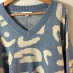 HYFVE  blue and white leopard print v neck sweater in oversized large. Photo 3