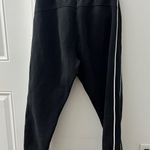 Alphalete Varsity Sweatpants - Black Photo 2