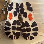 Brooks limited pure flow athletic shoe pink and purple Photo 3