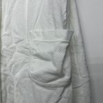 Vintage Woman’s under the sun white cover Photo 2