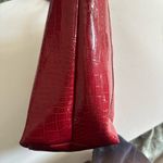 Source Unknown RED PATENT LEATHER FAUX CROC SKIN TOTE BAG NICE SIZE GREAT FOR HOLIDAYS Photo 5