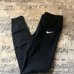 Nike NWT Black Dri-Fit One Leggings Size Small Photo 1