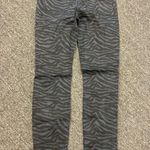 Rock & Republic Women Black R011876 Fever Pull On Animal Print Denim Jeggings 6M Photo 5