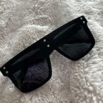 Urban Outfitters Black Oversized Sunglasses Photo 0