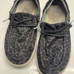 Hey Dude Shoes Wendy Sox Leo Brown Women’s Size 6 Slip On Loafer Fabric Leopard Photo 0