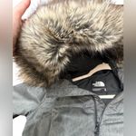 The North Face 🧥  Harway Insulated Parka – Women’s M – Gray – EUC ❄️ Photo 13