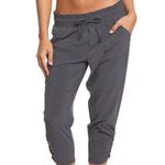 prAna Midtown Cropped Joggers Pants Yoga Capri Gray Size XS Photo 9